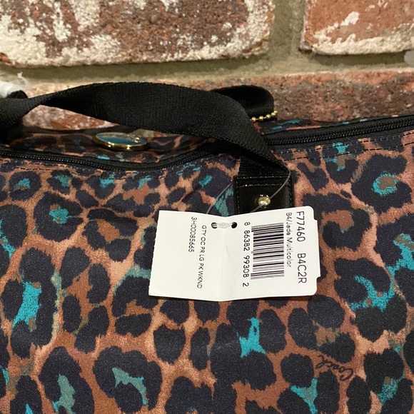 NWT Getaway OCELOT PRINT LRG WEEKENDER - Picture 5 of 8